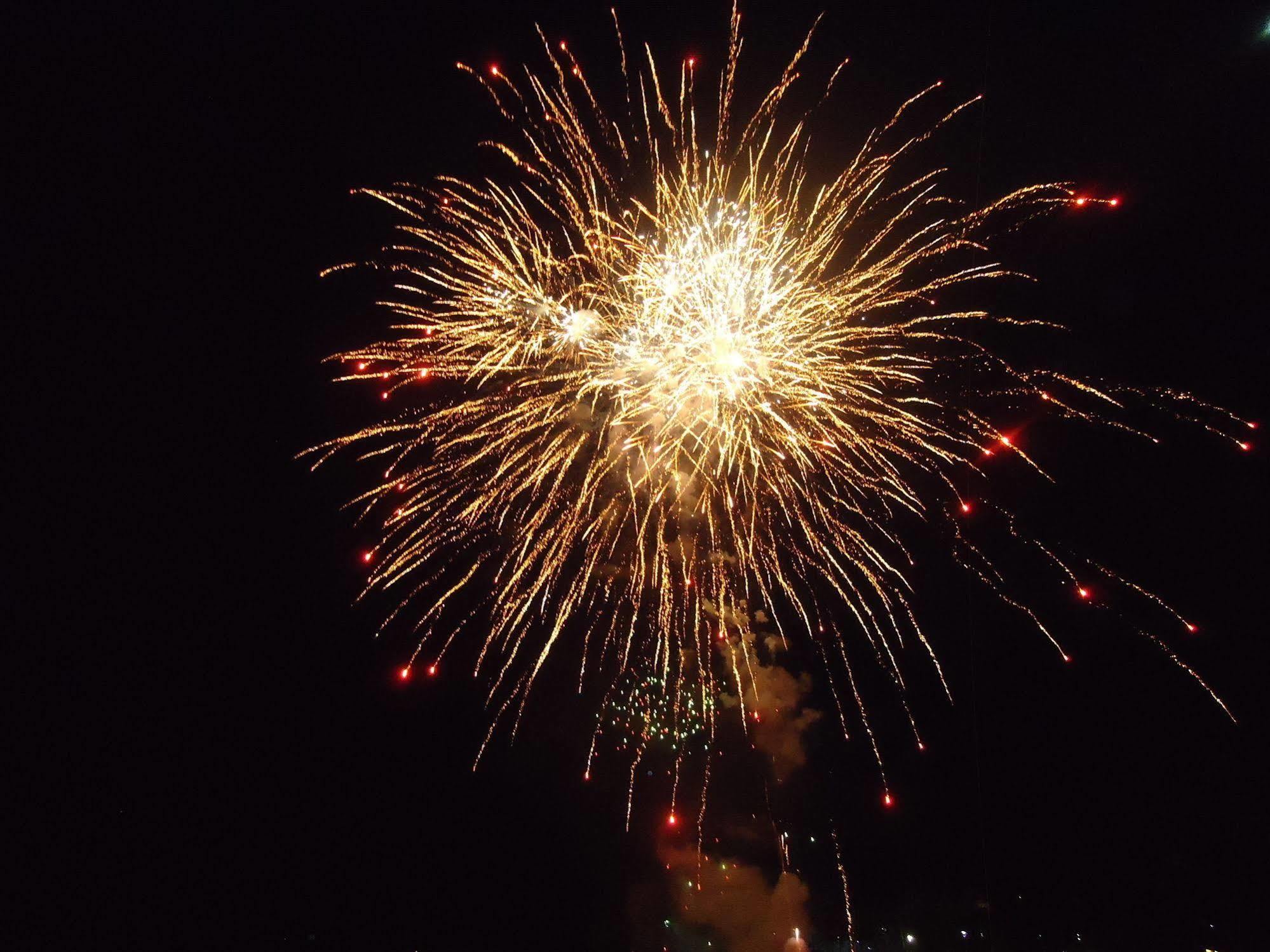 Nha Trang Star Beach Apartments מראה חיצוני תמונה